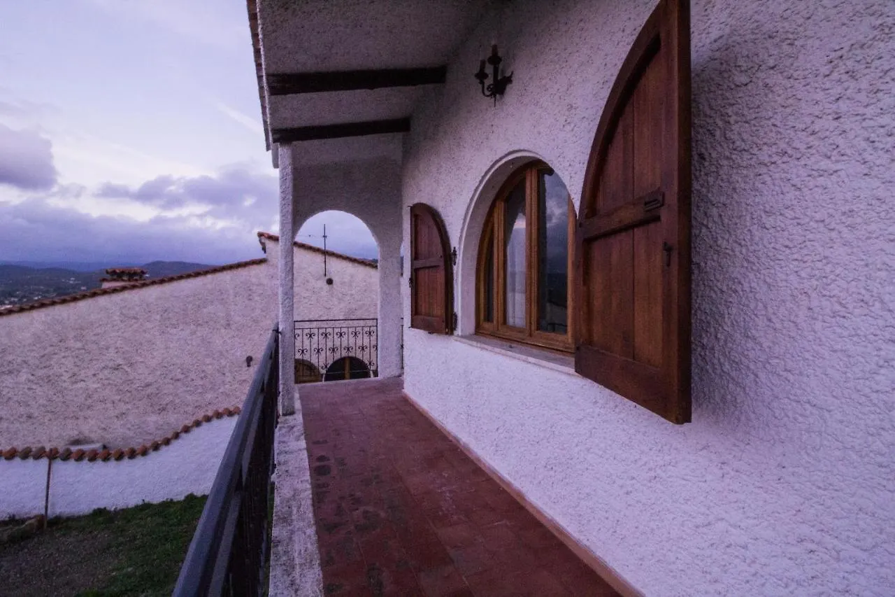 Casa Sui Tetti Bed & Breakfast Ozieri