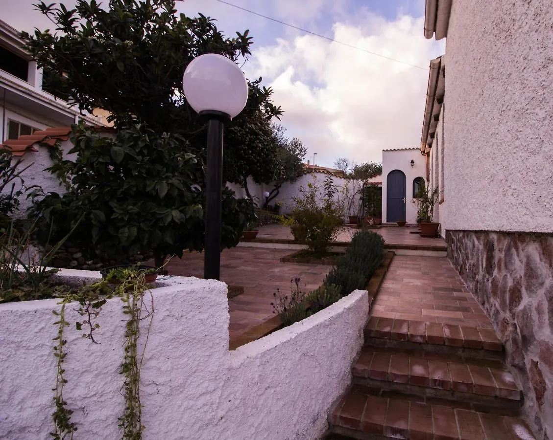 Casa Sui Tetti Bed & Breakfast Ozieri 0*,  Italy